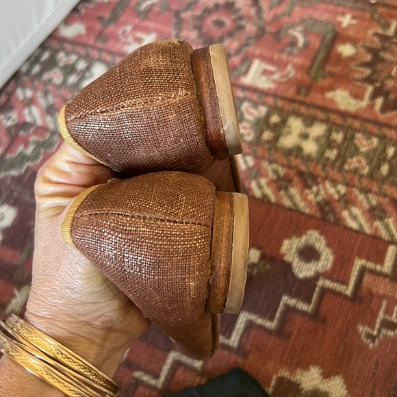 Vintage Oscar by Oscar de la renta ballet flats  brown/gold fabric & bow detail - Picture 4 of 5